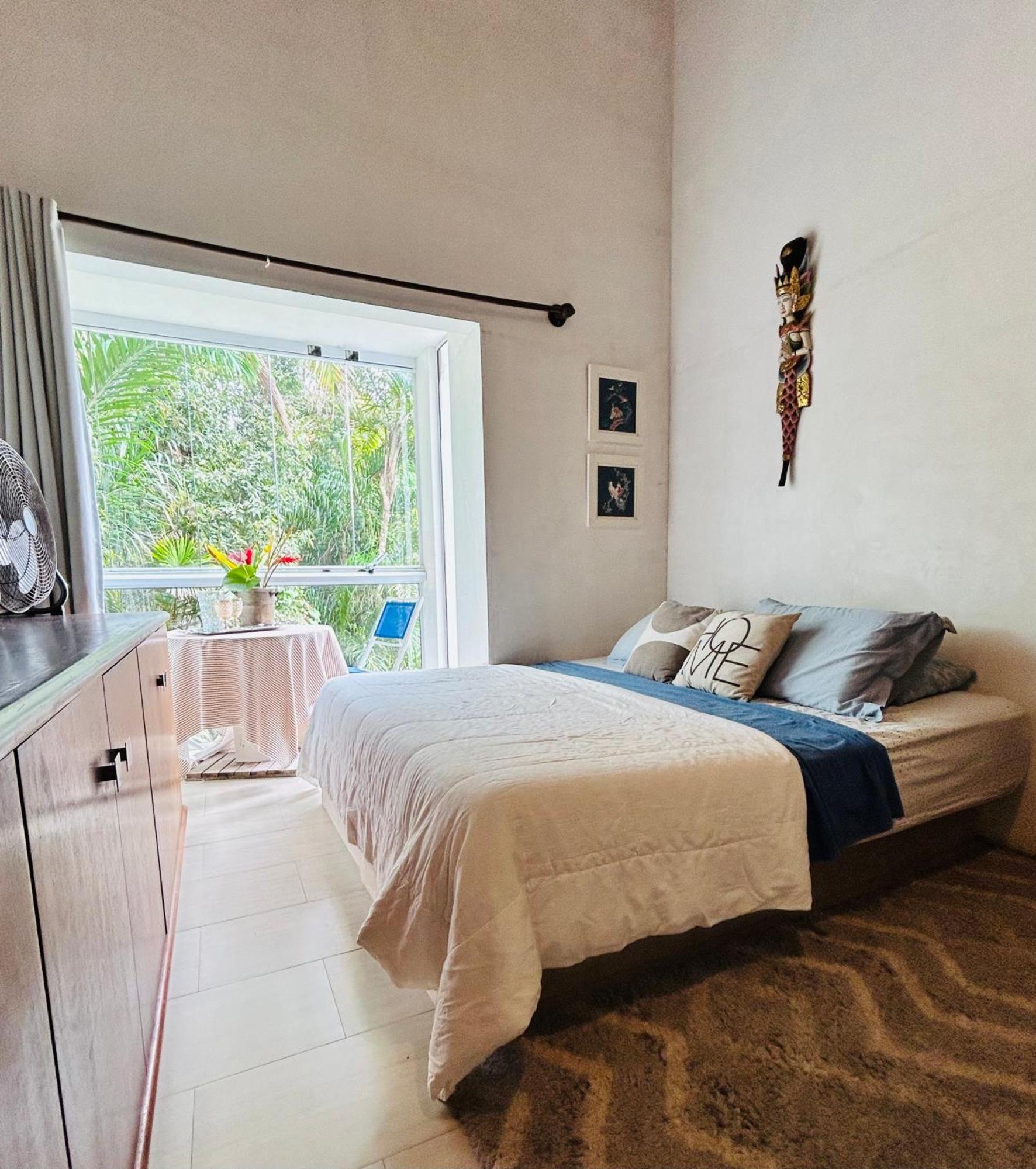 Em Casa De Com Estacionamento Homestay